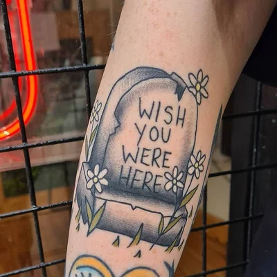 Robyn tattoo 020
