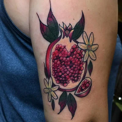 Robyn tattoo 032