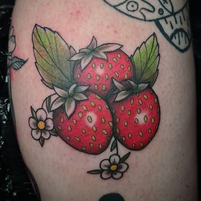 Robyn tattoo 042