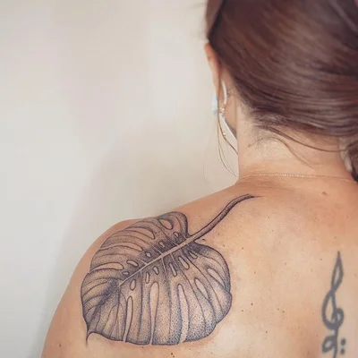 Jessica Jenkins tattoo 033