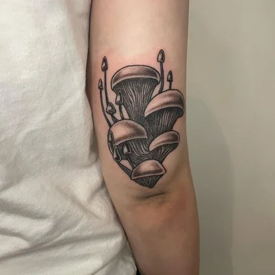 Jessica Jenkins tattoo 048