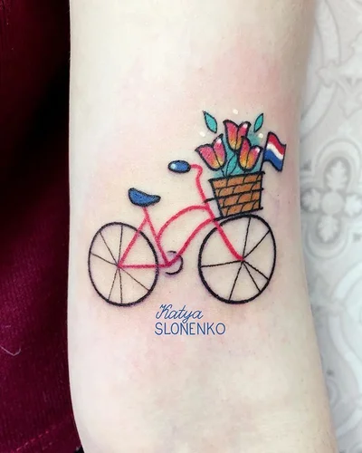 Svetlana Korenkova tattoo 042