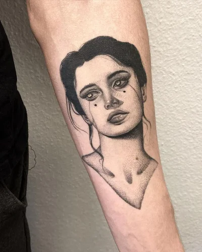 никто tattoo 045