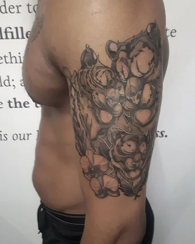 Big Mac tattoo 022