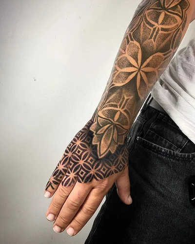 SMG tattoo 018