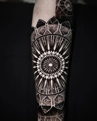 SMG tattoo 031