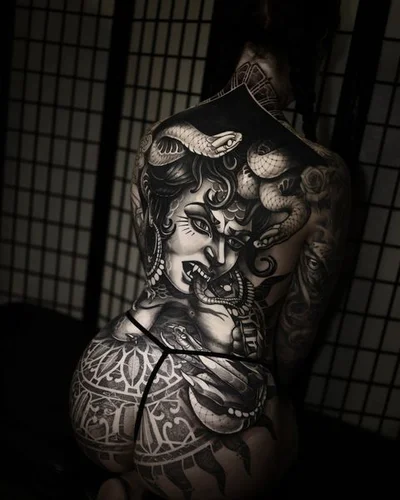 SMG tattoo 043