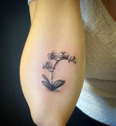 Stephanie Mo Gutierrez tattoo 014