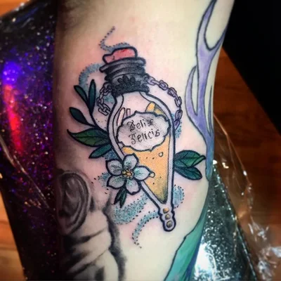 Stephanie Mo Gutierrez tattoo 021