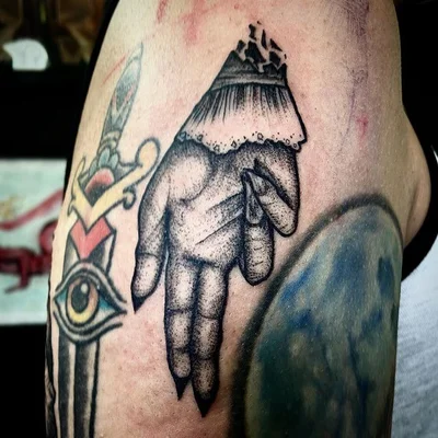 Stephanie Mo Gutierrez tattoo 031