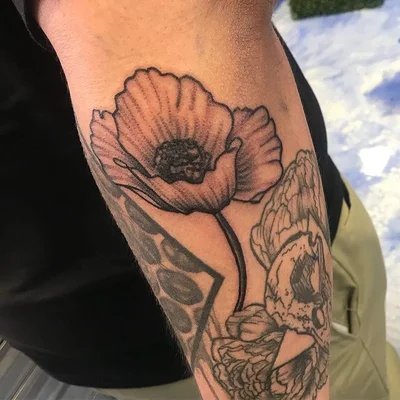Stephanie Mo Gutierrez tattoo 036