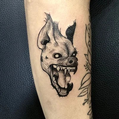 Victor Smile tattoo 013