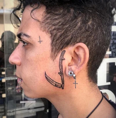 Victor Smile tattoo 028