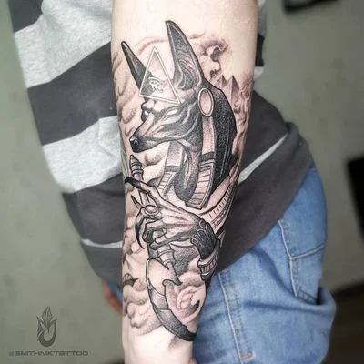 Nikita Smith tattoo 016