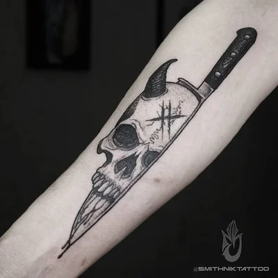 Nikita Smith tattoo 030