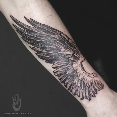 Nikita Smith tattoo 032
