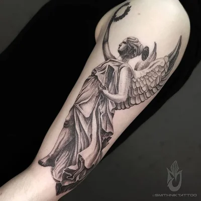 Nikita Smith tattoo 049