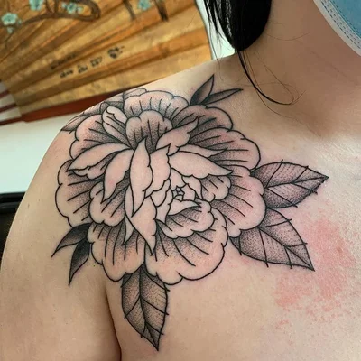 𝔄𝔦𝔩𝔰𝔞 ℜ𝔥𝔦𝔞𝔫𝔫𝔬𝔫 tattoo 010