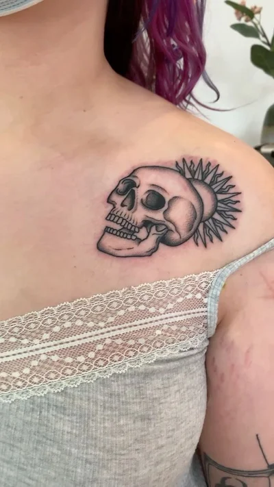 𝔄𝔦𝔩𝔰𝔞 ℜ𝔥𝔦𝔞𝔫𝔫𝔬𝔫 tattoo 019