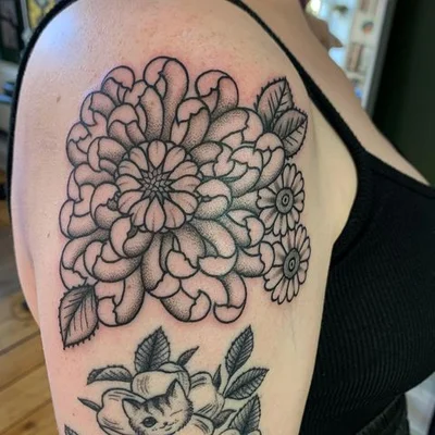 𝔄𝔦𝔩𝔰𝔞 ℜ𝔥𝔦𝔞𝔫𝔫𝔬𝔫 tattoo 032