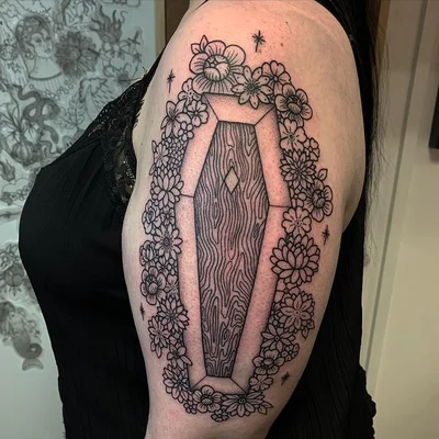 𝔄𝔦𝔩𝔰𝔞 ℜ𝔥𝔦𝔞𝔫𝔫𝔬𝔫 tattoo 037