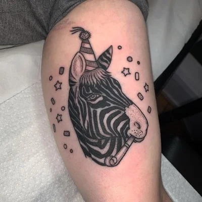 𝔄𝔦𝔩𝔰𝔞 ℜ𝔥𝔦𝔞𝔫𝔫𝔬𝔫 tattoo 042