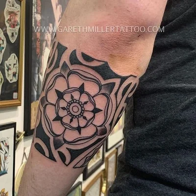 Chris Lambert tattoo 046