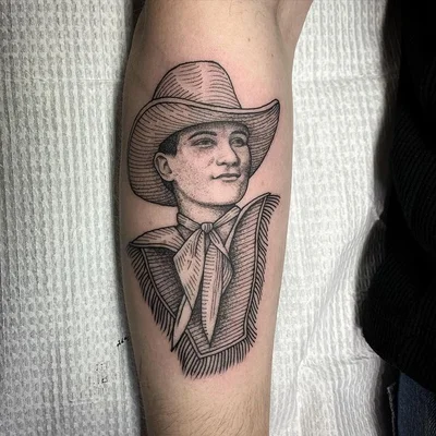 Alex Snelgrove tattoo 007
