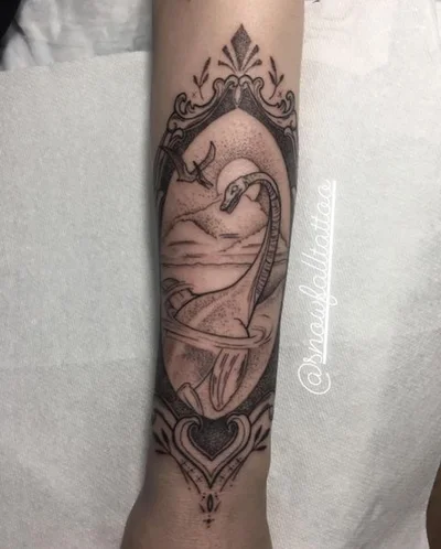 Clare Moreau tattoo 013