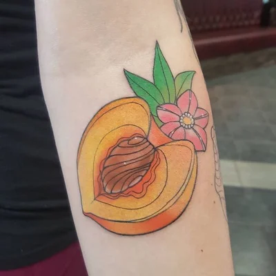 Clare Moreau tattoo 015