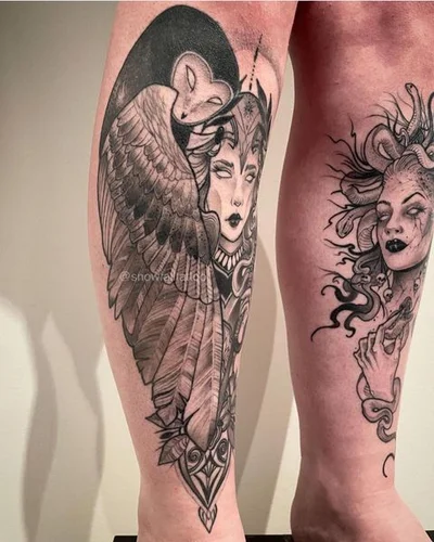 Clare Moreau tattoo 037