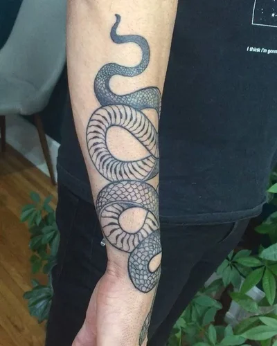 Clare Moreau tattoo 047