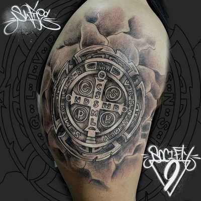 Samantha Smith tattoo 023