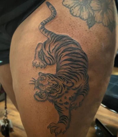 Spencer/Sock tattoo 013