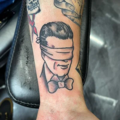Spencer/Sock tattoo 042
