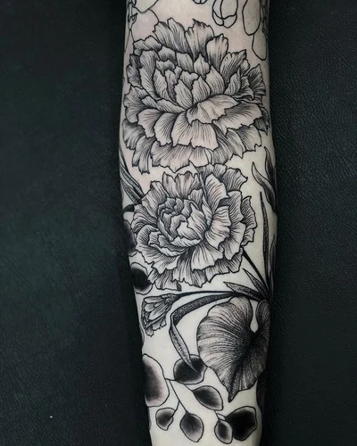 Sofia Meinberg tattoo 012