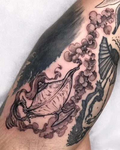 Sofia Meinberg tattoo 036