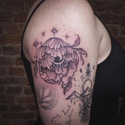 Sofie tattoo 016