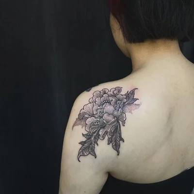Sofie tattoo 038
