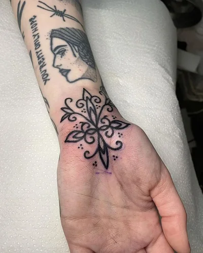 Agnes Machnik tattoo 008
