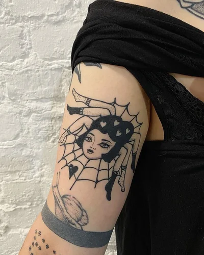 Agnes Machnik tattoo 011
