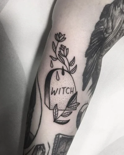 Agnes Machnik tattoo 012
