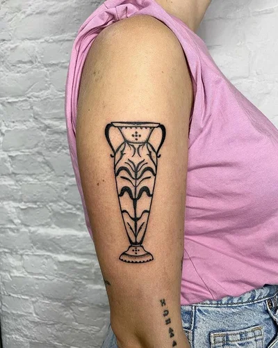Agnes Machnik tattoo 030