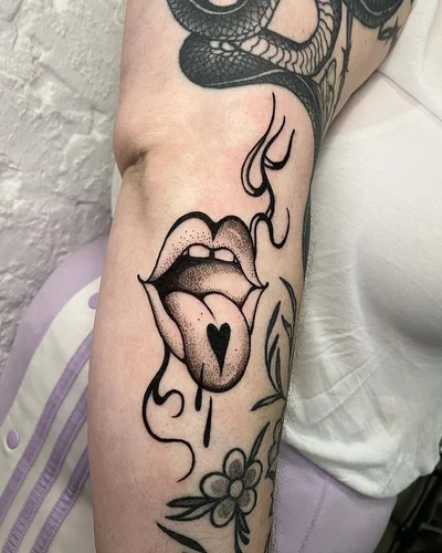 Agnes Machnik tattoo 045