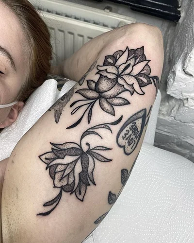 Agnes Machnik tattoo 047