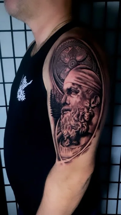 Sarah Lorenzo tattoo 025