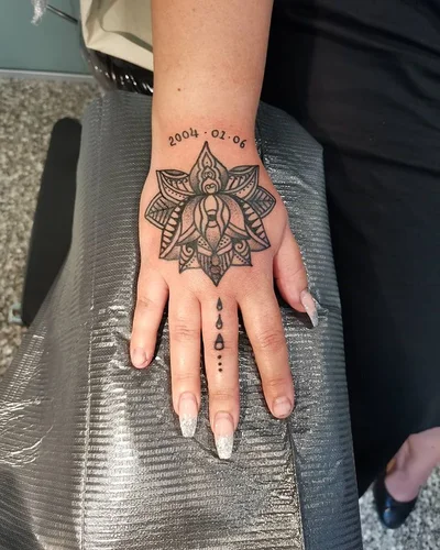 Soledad tattoo 044