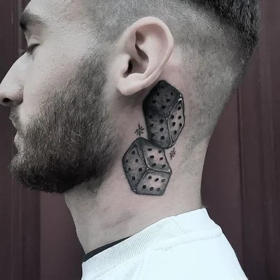 Solent Poker Star tattoo 011