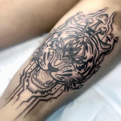 Soleil (or Sol) Spectra tattoo 017