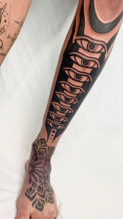 Soleil (or Sol) Spectra tattoo 047